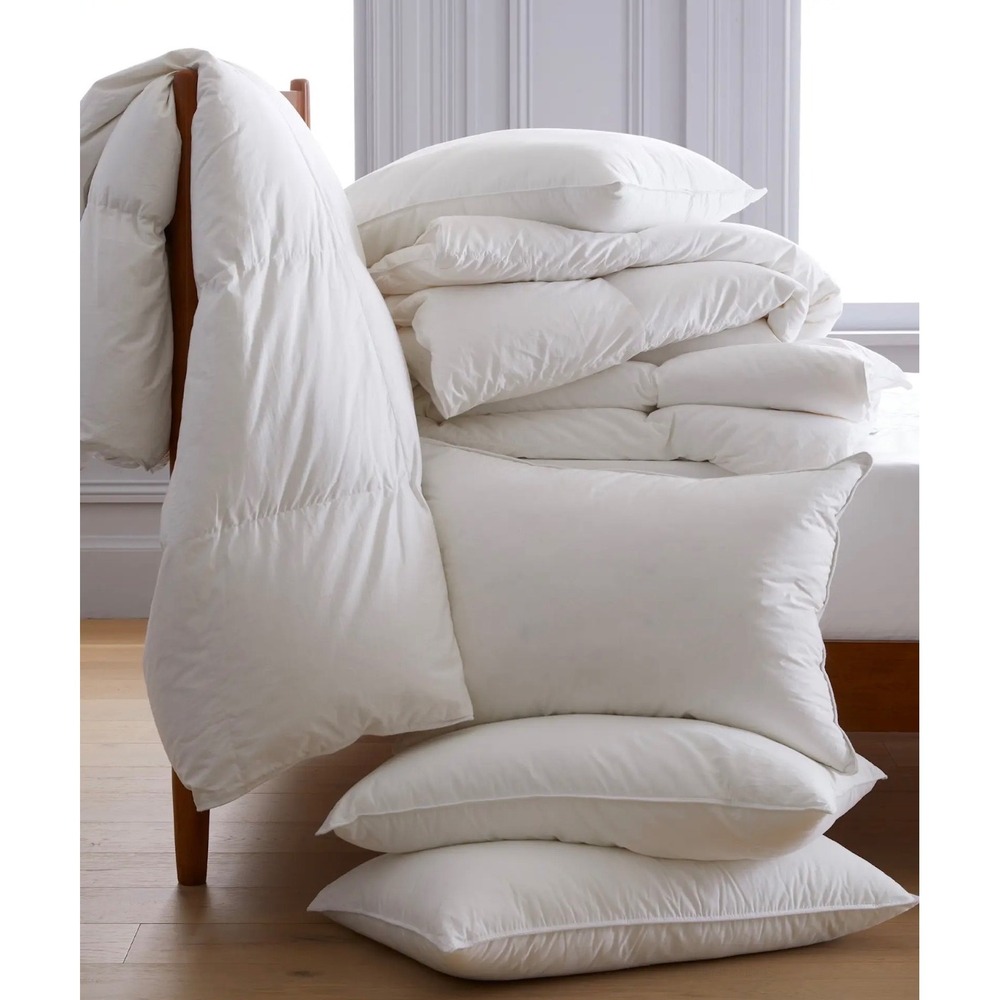 Quince Premium Down Pillows Standard Medium + Firm Set of 2 650 Fill Power